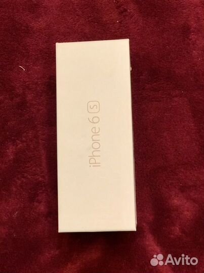 Коробка от iPhone 6s