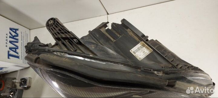 Фара светодиодная передняя правая Mercedes-Benz