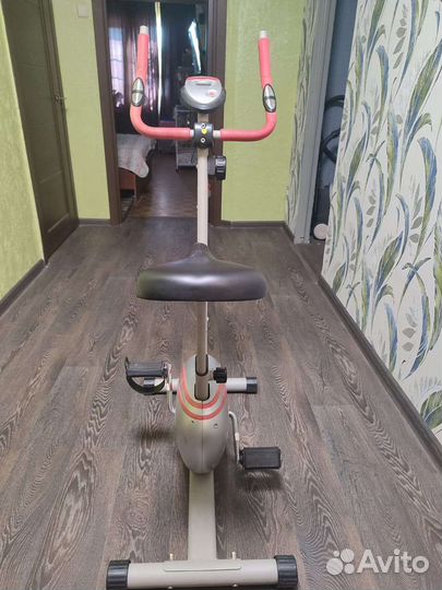 Велотренажер для красивых ног)