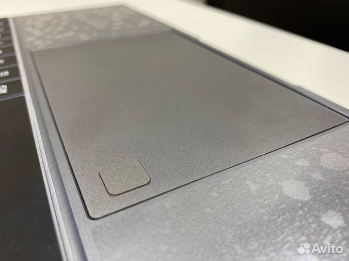Ноутбук новый