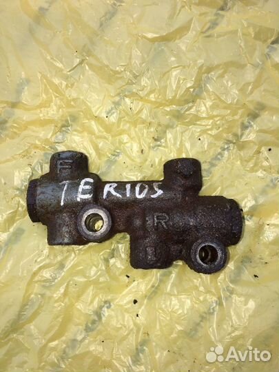 Регулятор давления тормозов передний Дайхатсу