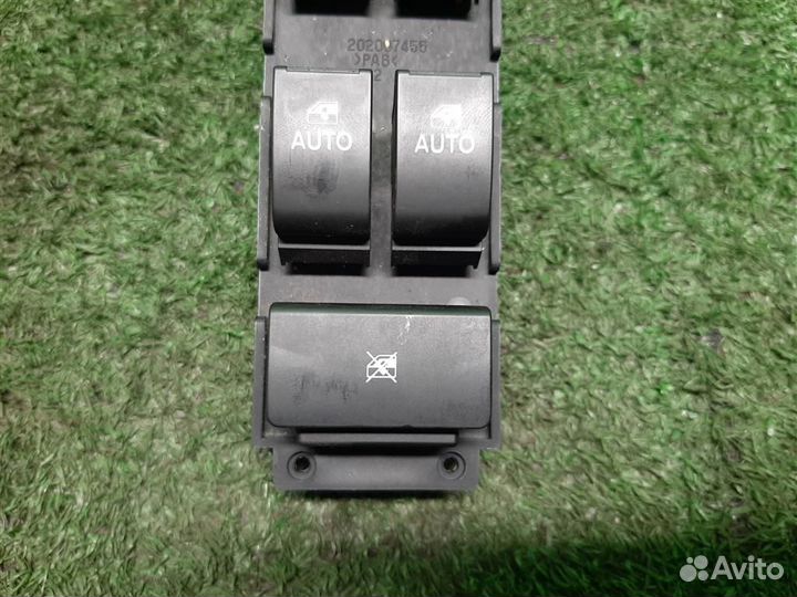 Блок управления стеклоподъемниками Opel Antara 20