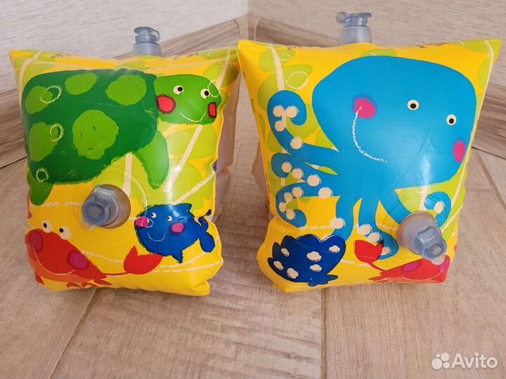 Маска, нарукавники, ласты, мяч