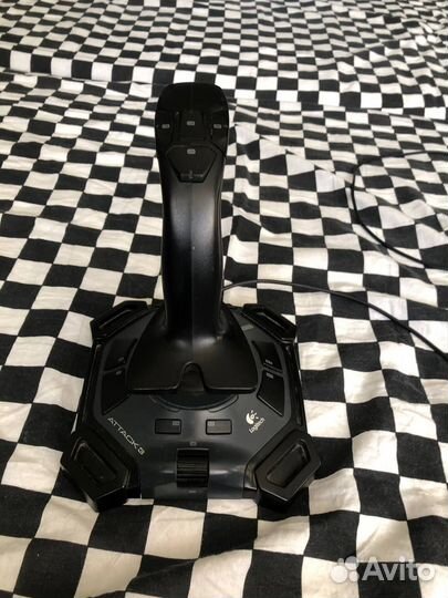 Джойстик Logitech Attack 3