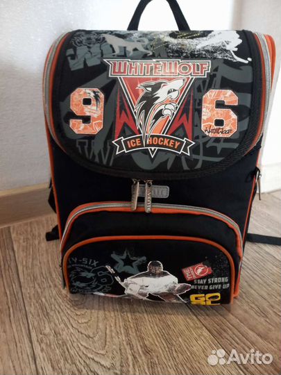 Школьный рюкзак