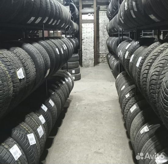 Goodyear Vector 4Seasons 225/45 R17 92P