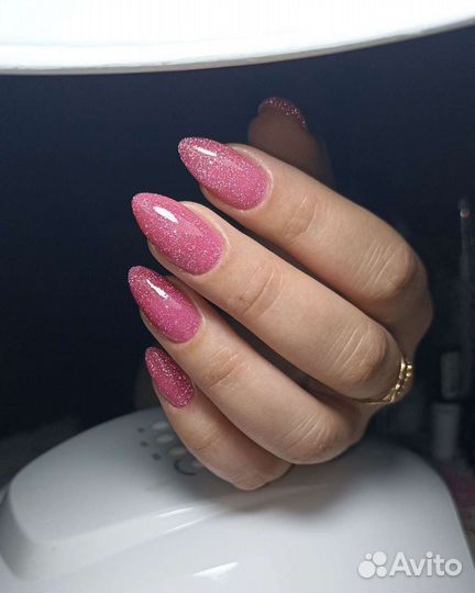 Маникюр с покрытием гель-лаком