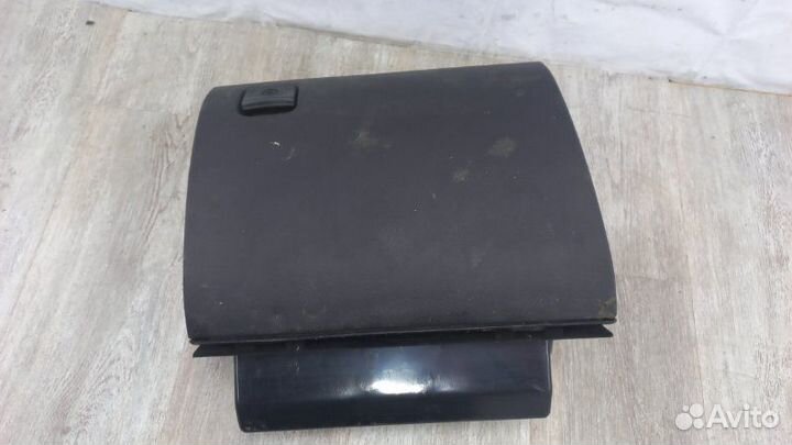 Бардачок Opel Astra H