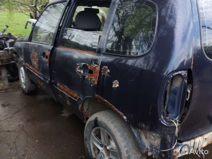 Niva chevrolet в разборе
