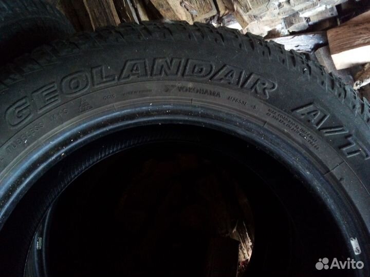 Yokohama Geolandar A/T G015 225/65 R17 102