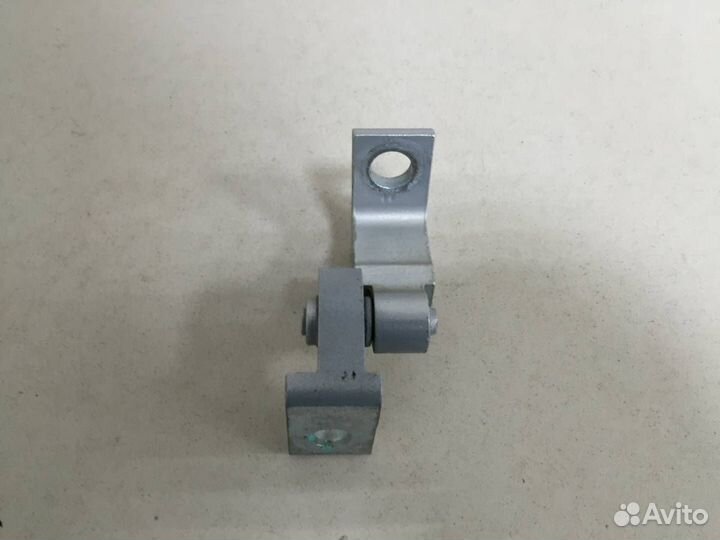 Петля двери Volkswagen Tiguan 5N2 2011-2016