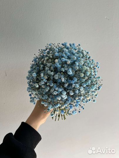 Свадебный букет из цветной гипсофилы