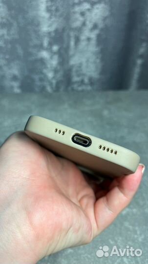 Чехол на iPhone 13 pro (6.1)