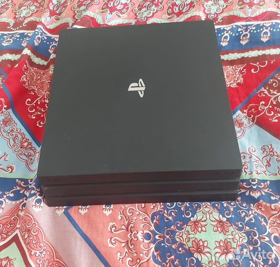 Sony PS4 pro 1tb