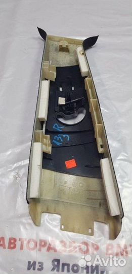 Обшивка центральной стойки правая Bmw X5 E53