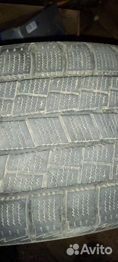 Goform W705 215/55 R17