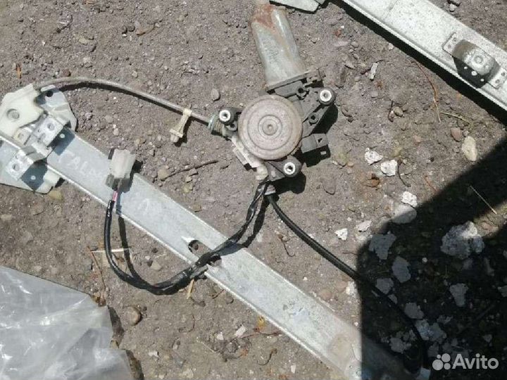 Стеклоподъемник Mitsubishi Galant 8 задний левый