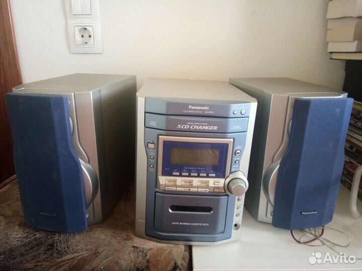 Panasonic CD Stereo system SA-PM11