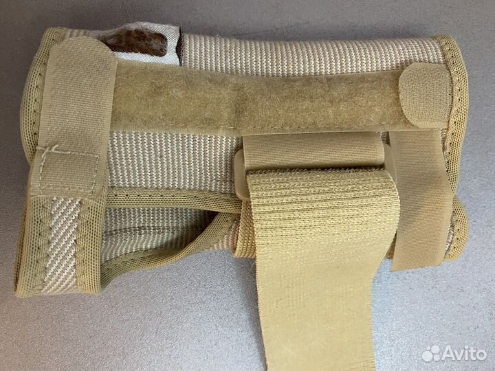 Бандаж на лучезапястный сустав