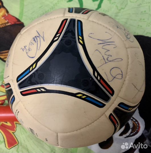 Мяч с автографами футболистов фк Кубань Adidas