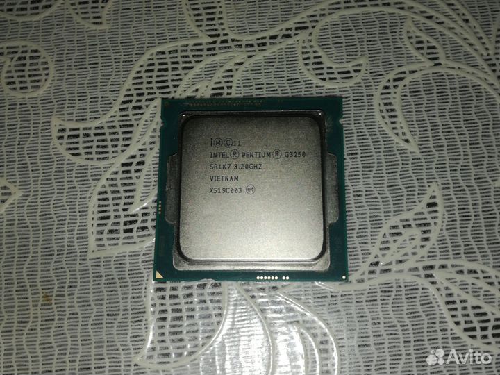 Процессор с оперативной памятью