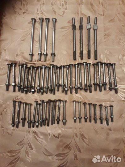 Крепежные болты