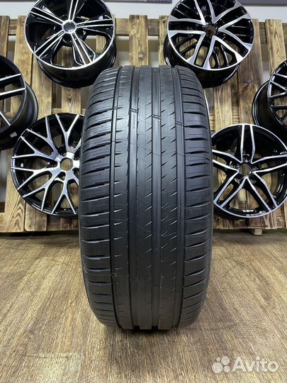 Michelin Pilot Sport 4 315/35 R20 110Y