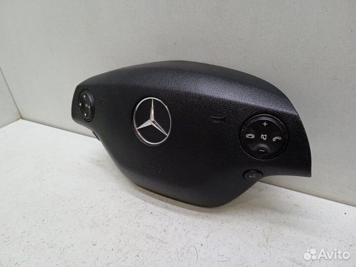 Подушка безопасности в рулевое колесо Mercedes-Ben