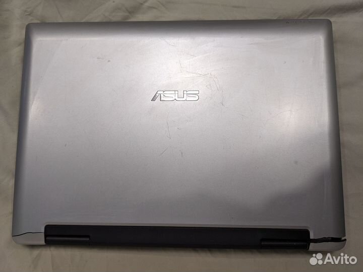 Ноутбук asus A8J