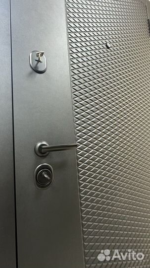 Дверь входная