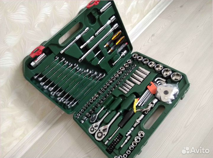 Набор инструментов 121 предмет