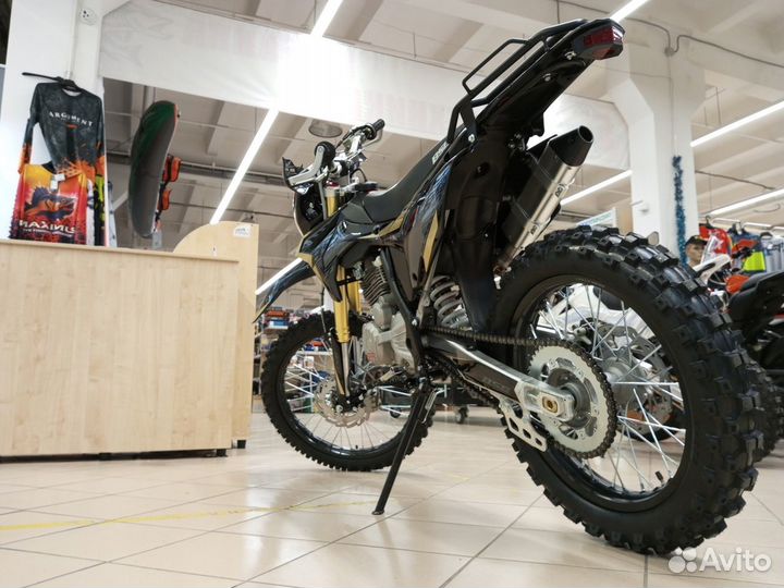 Мотоцикл кроссовый BSE Z3