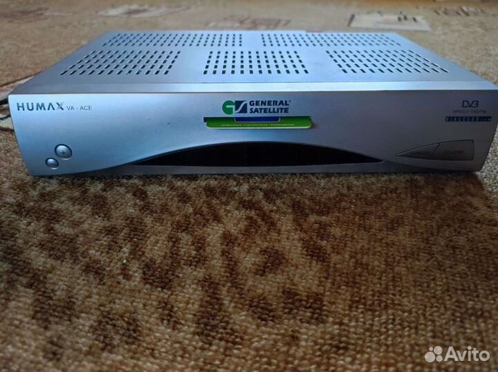 Спутниковый ресивер НТВ плюс Humax va ace