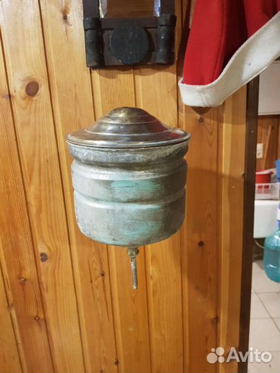 Старинный умывальник