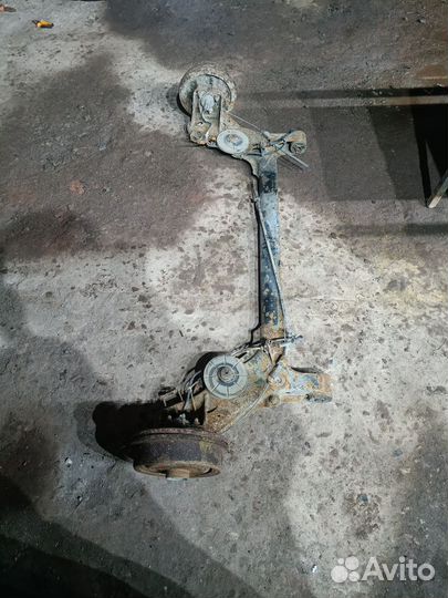 Задняя балка Фольксваген golf 3