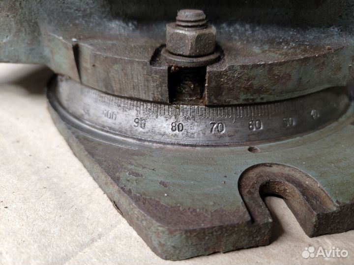 Тиски станочные поворотные СССР