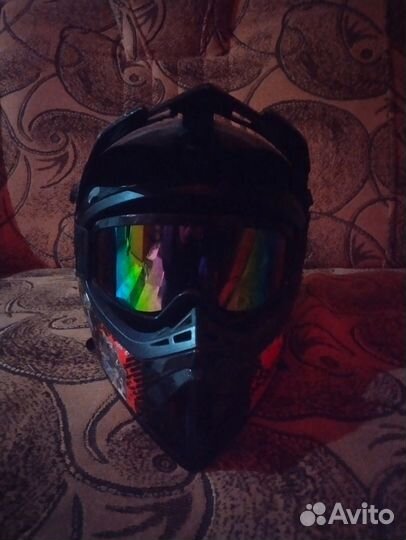 Шлем кроссовый