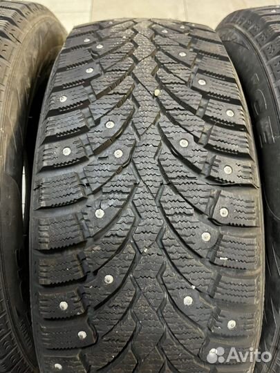 Pirelli Formula Ice 195/55 R16