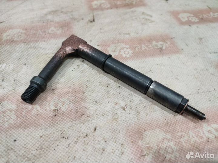 Форсунка топливная Nissan Patrol Y61 ZD30ddti 2000