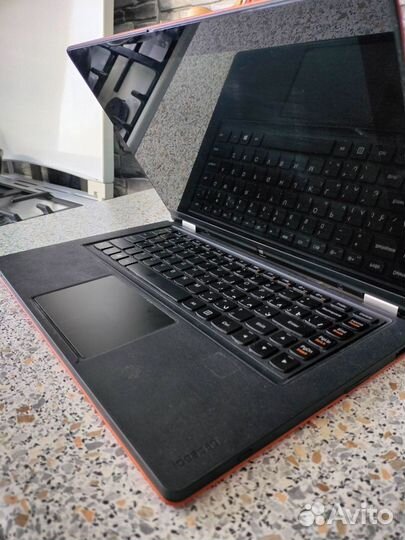 Ультрабук Lenovo IdeaPad yoga 13