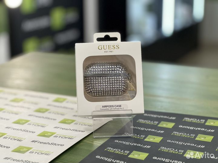 Чехол для AirPods Pro 2 Guess
