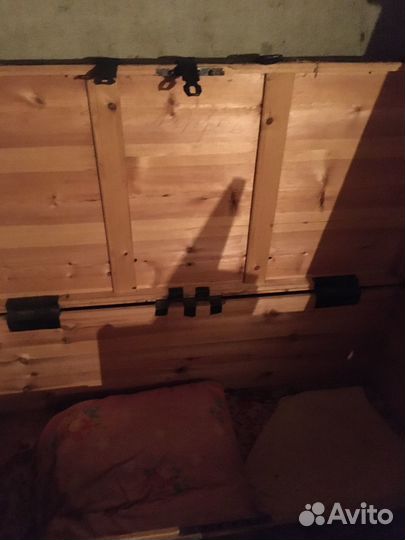 Большой сундук