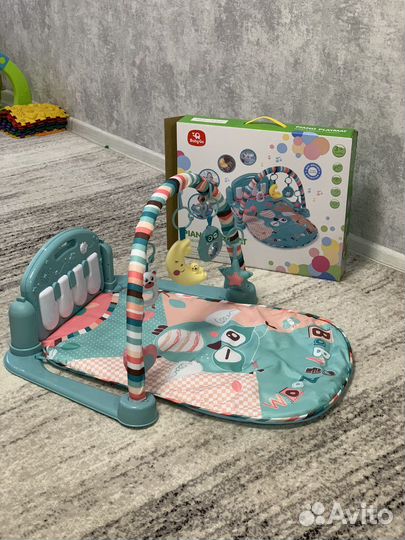 Игровой коврик с пианино