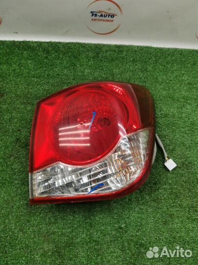 Стоп-сигнал задний правый Chevrolet Cruz седан 1.6