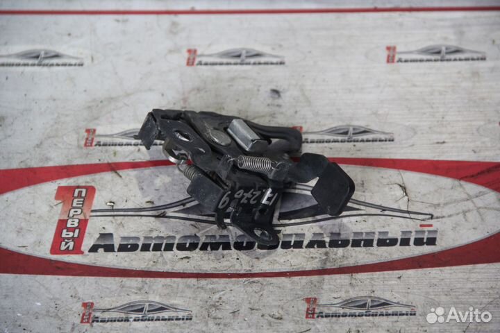 Замок капота c Toyota Passo KGC30 1KR-FE