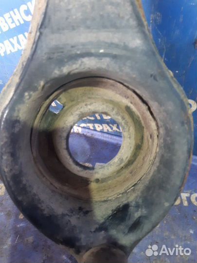 Задний рычаг под пружину Ford Focus 2 седан 2009