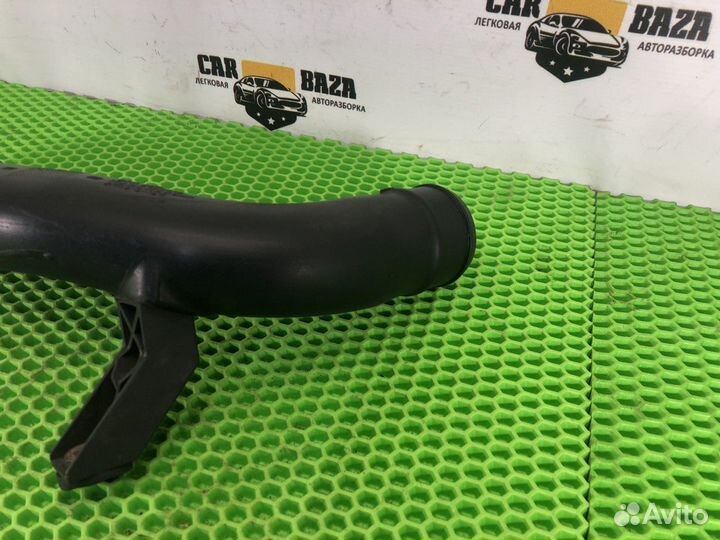 Патрубок интеркулера