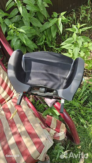 Автокресло бустер isofix