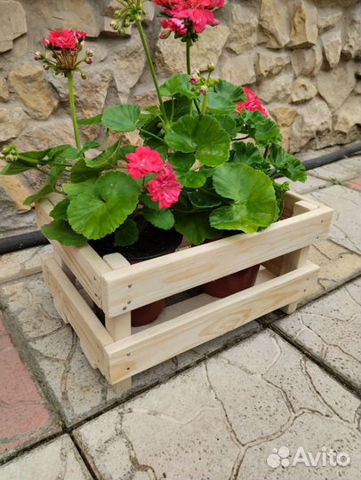 Ящик для цветов декоративный