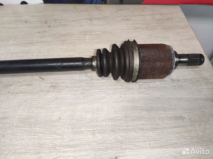 Привод правый KIA Ceed 1 Киа Сид 1.4 МКПП